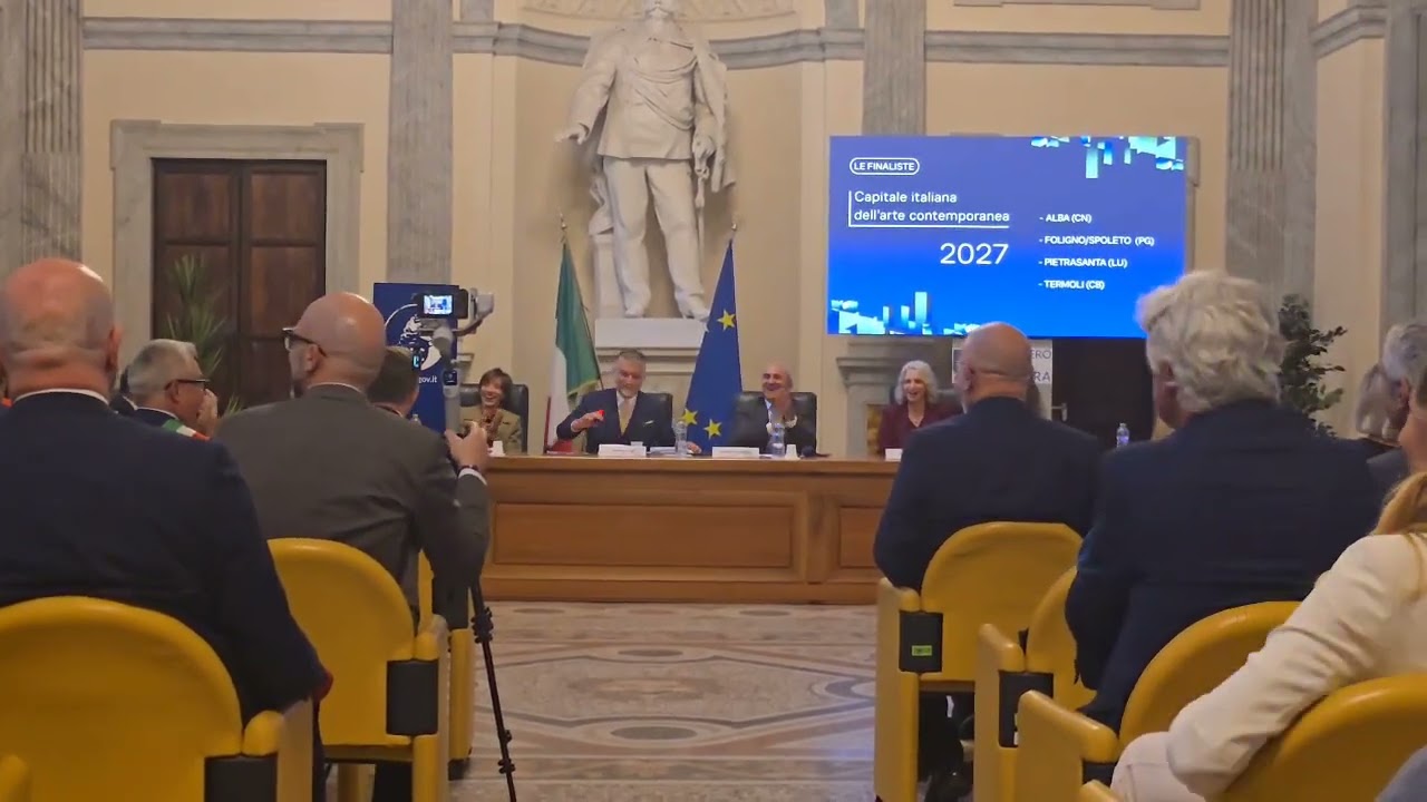 Capitale Arte contemporanea, Giuli intona Vasco Rossi per annunciare vittoria di Alba