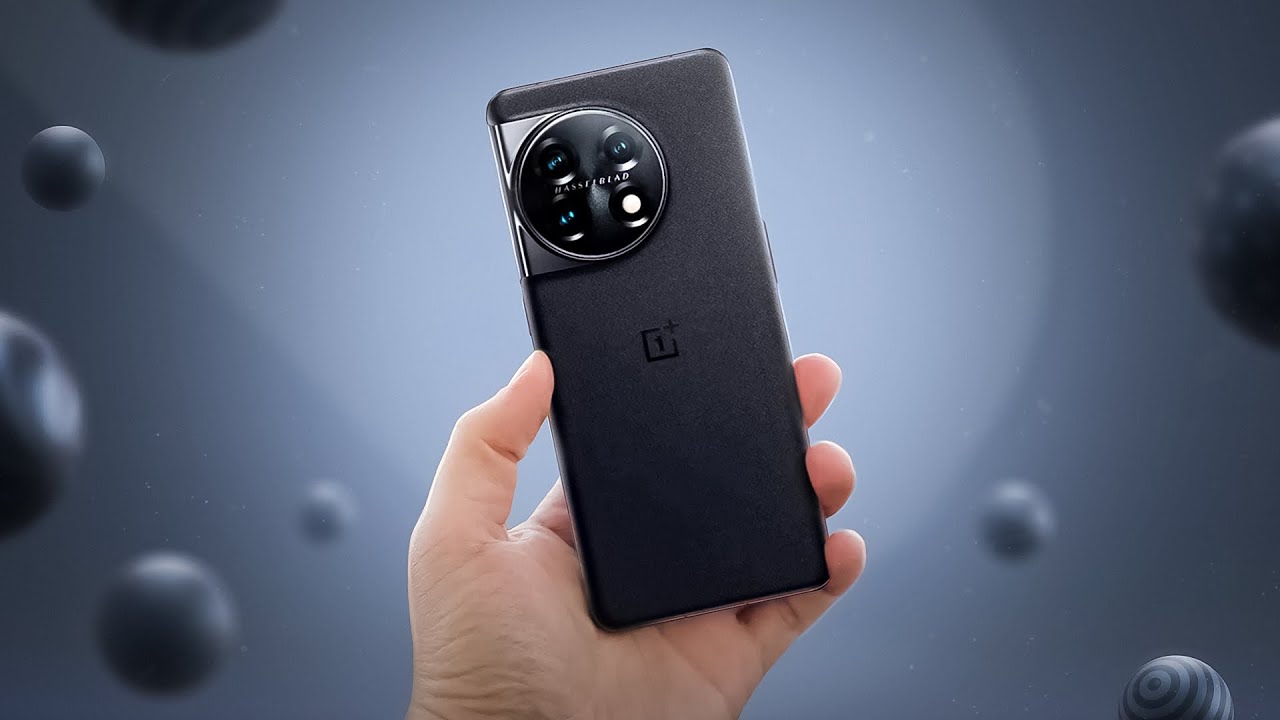 OnePlus 11 Detailed Review - One More Shot!