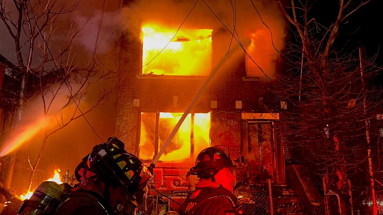 🌟 VACANT 🌟 FDNY Bronx 10-75 Box 2413 Heavy Fire Throughout a Vacant 2 Story Private Dwelling