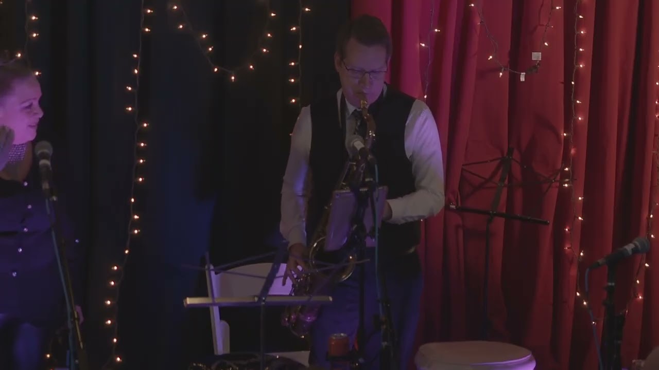 Season XIII Ridgewood Unplugged - Alex Saunders Jazz Combo