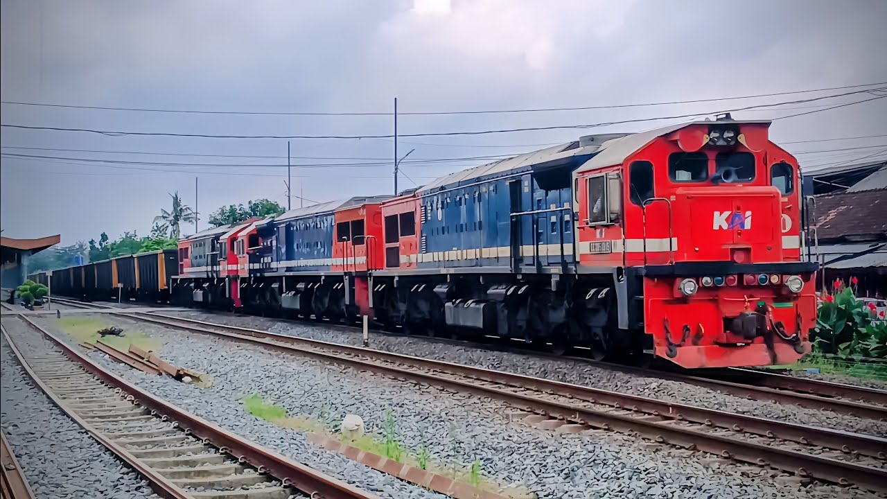SUASANA PAGI HARI DI STASIUN LABUHAN RATU,JAM PADAT KERETA API,KA BABARANJANG,KA KUALA STABAS,DAN LL