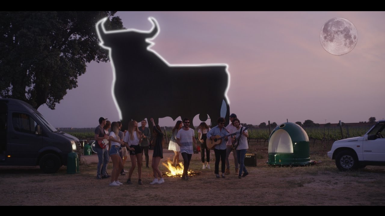 El Toro y La Luna (Taburete Edit)