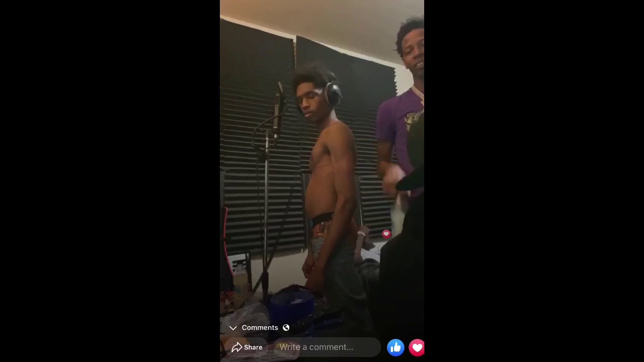 Big Scarr ROASTS Fan On Facebook Live 🤣🤣🤣