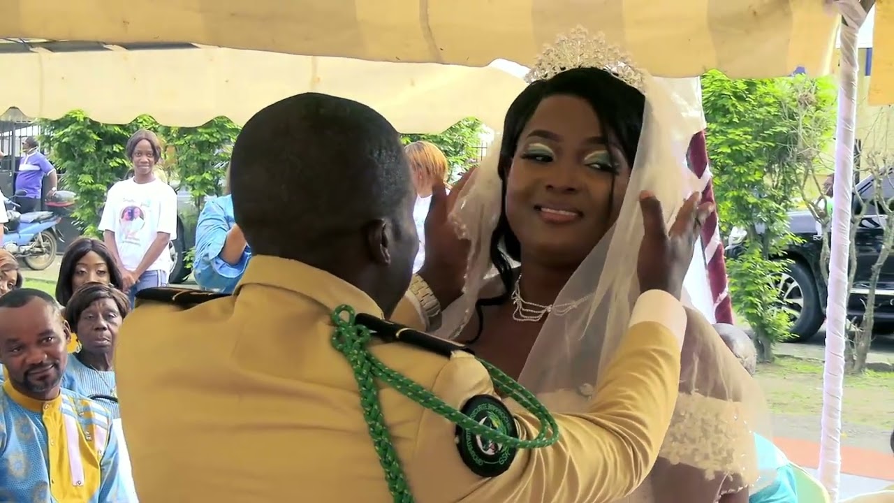 Mariage civil du couple NGOUNDA Yvon à la Mairie du 4eme Arrondissement de Libreville