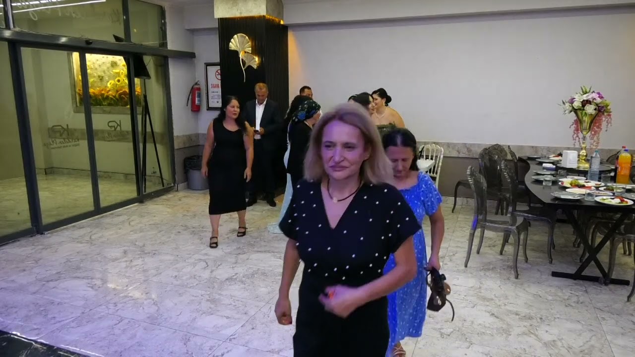 AYGÜL İLE SERGEN KARATAŞ IN KARDELEN PLAZADA MÜTHİŞ DÜĞÜNÜ