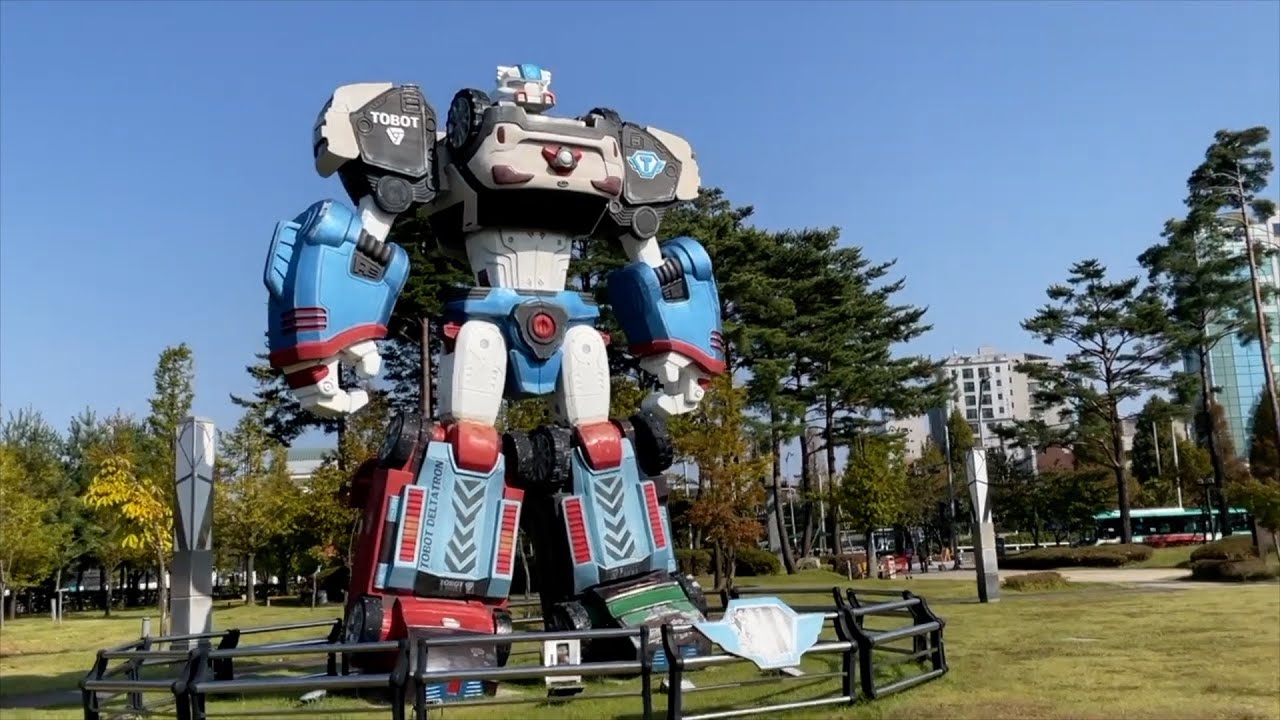 또봇 델타트론 실물 사이즈, 아직 그대로 있나요? 아시는 분?