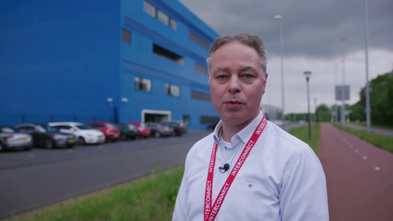 Rondleiding van Rob Stevens door het datacenter van Interconnect in Eindhoven