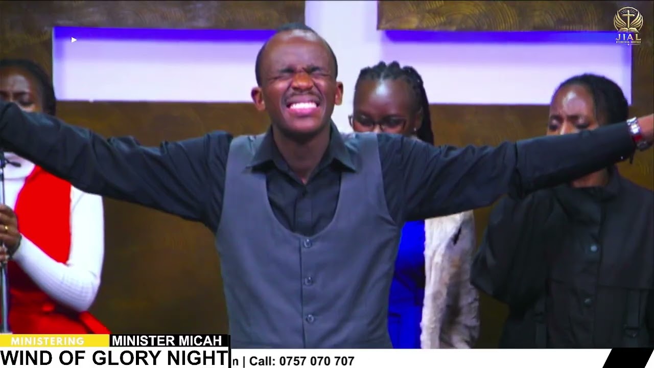 This Worship Session Shifted Us Into Prayer | Minister Micah