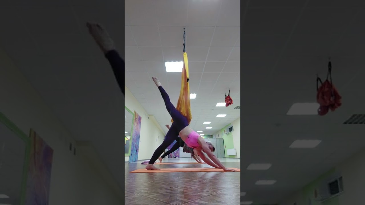 Аэройога - поперечный шпагат. #аэройога #флаййога #flyyoga #aeroyoga