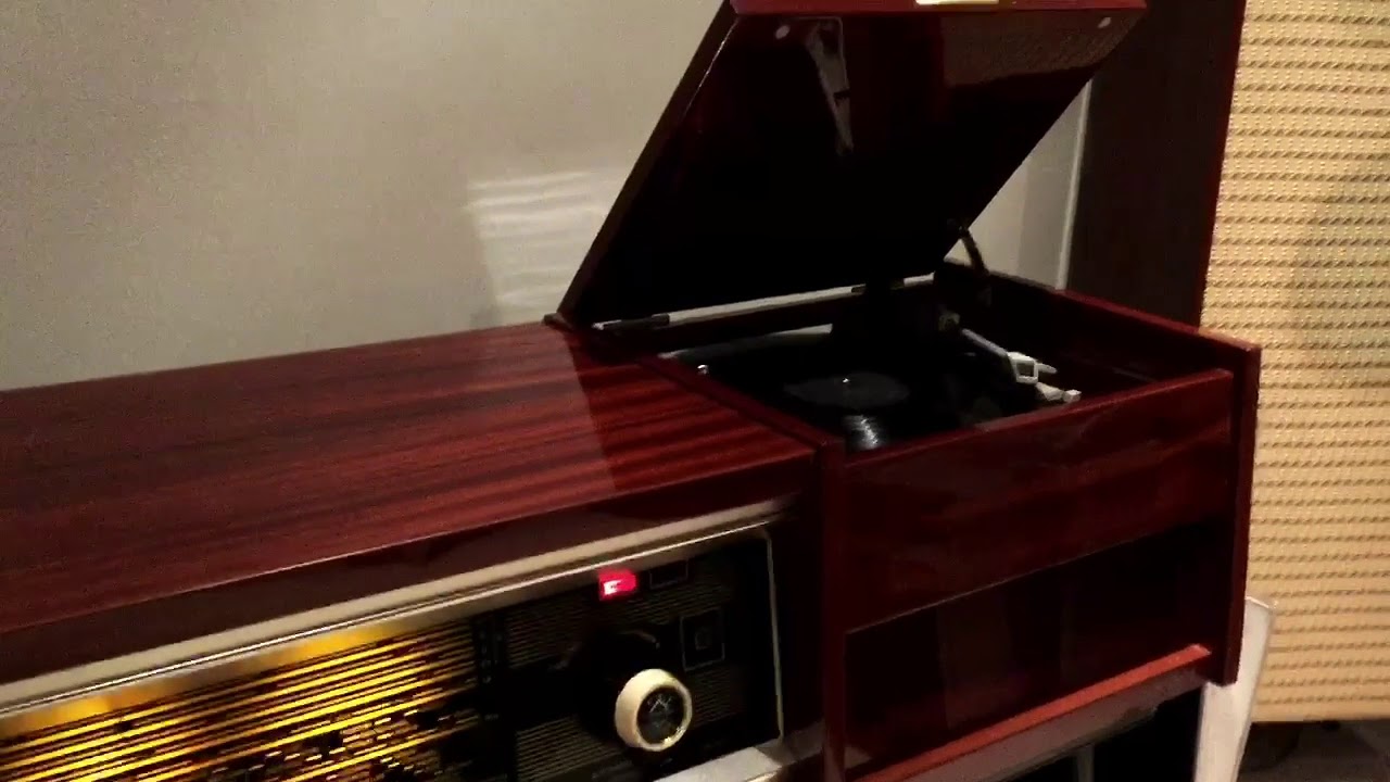 1968 Rigonda Symphony playing Elvis Presley Johnny B Good