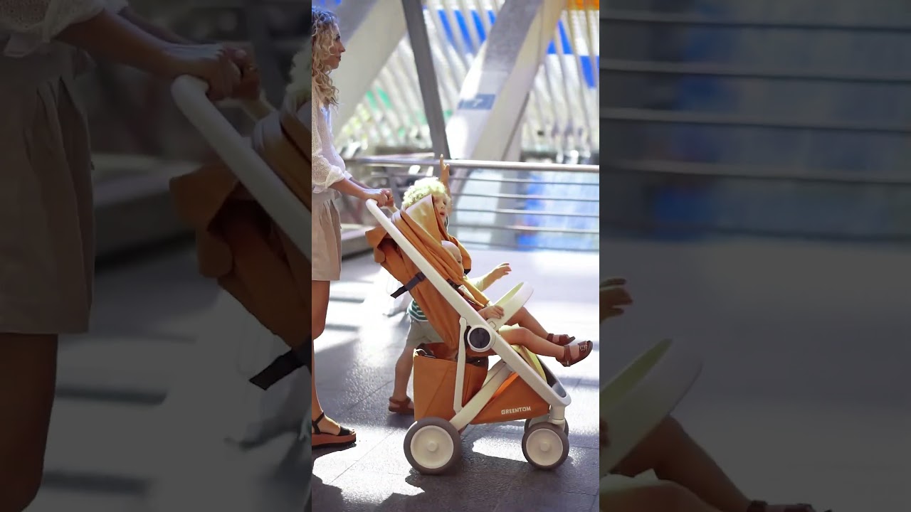 On the go? Our Greentom Classic is perfect for seamless travels on public transport. #citystroller