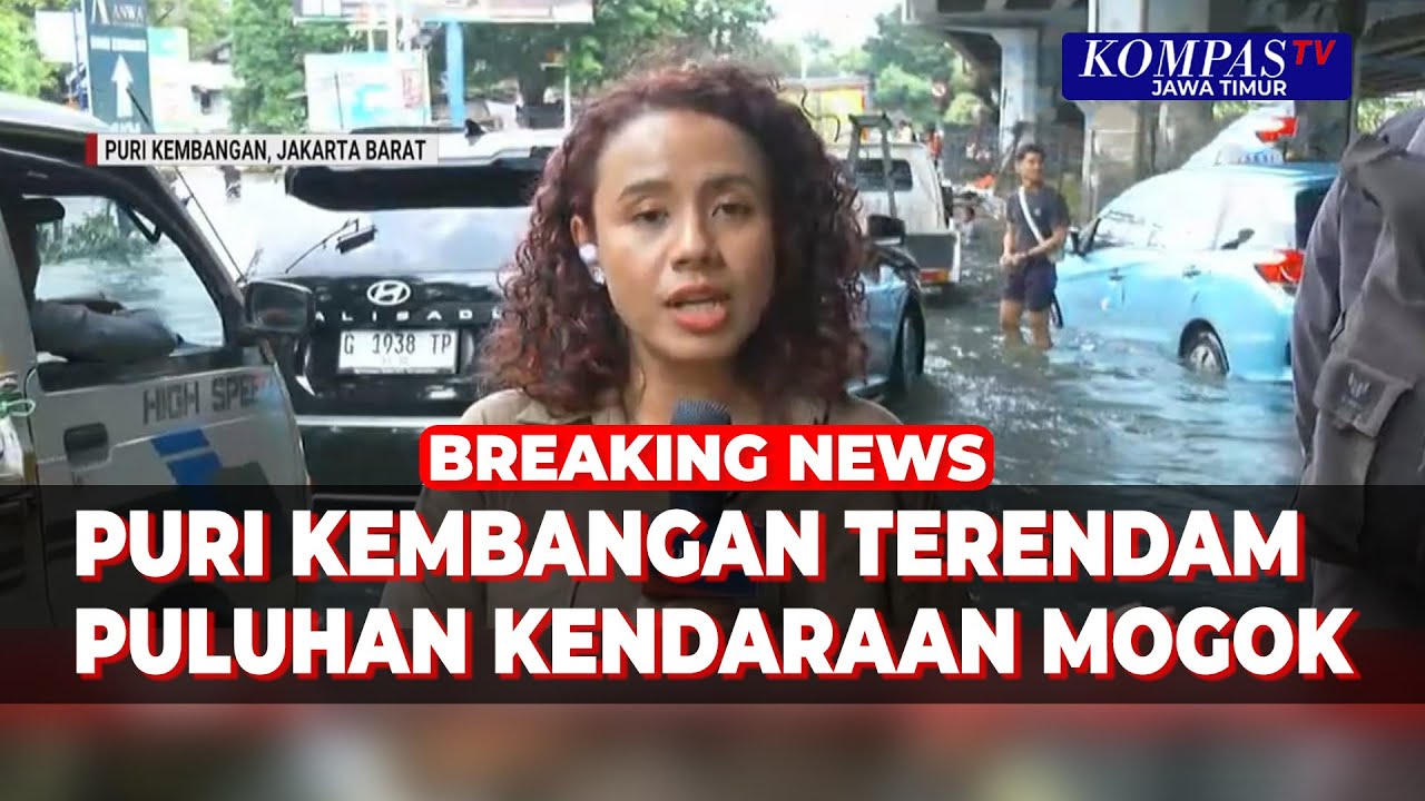 Puri Kembangan Jakarta Banjir, Motor Mogok, Warga Terpaksa Dorong Kendaraan