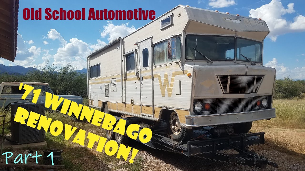 1971 Winnebago Chieftain D-27 