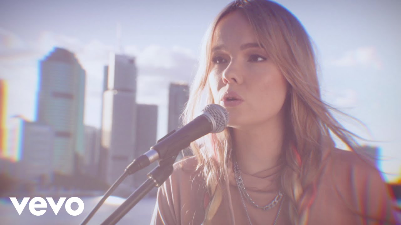 iyah may - XO Girl (Acoustic)