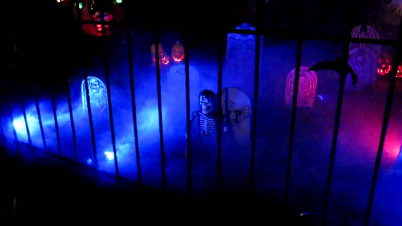 Halloween Yard Decorations 2009