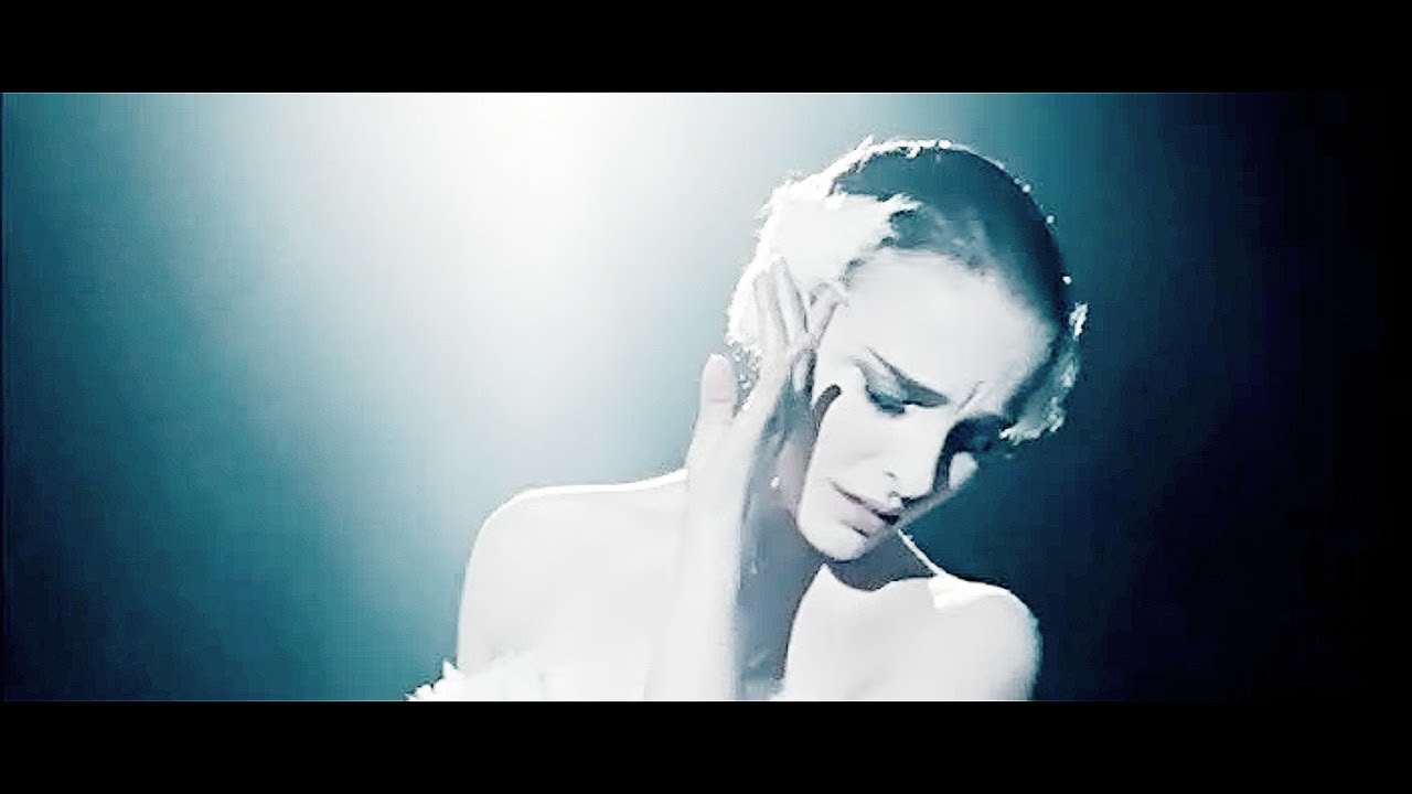 Black Swan // Voyage Voyage