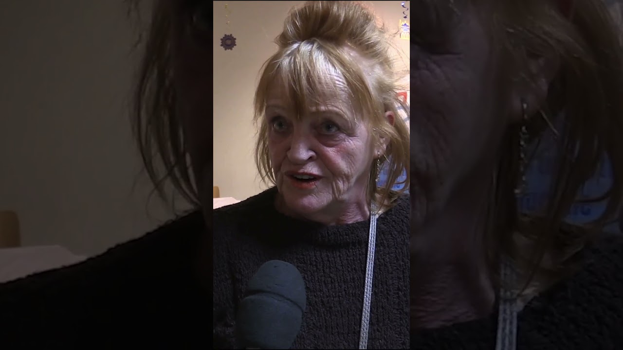 Iftar maaltijd in wijkgebouw De Opslach in Sneek