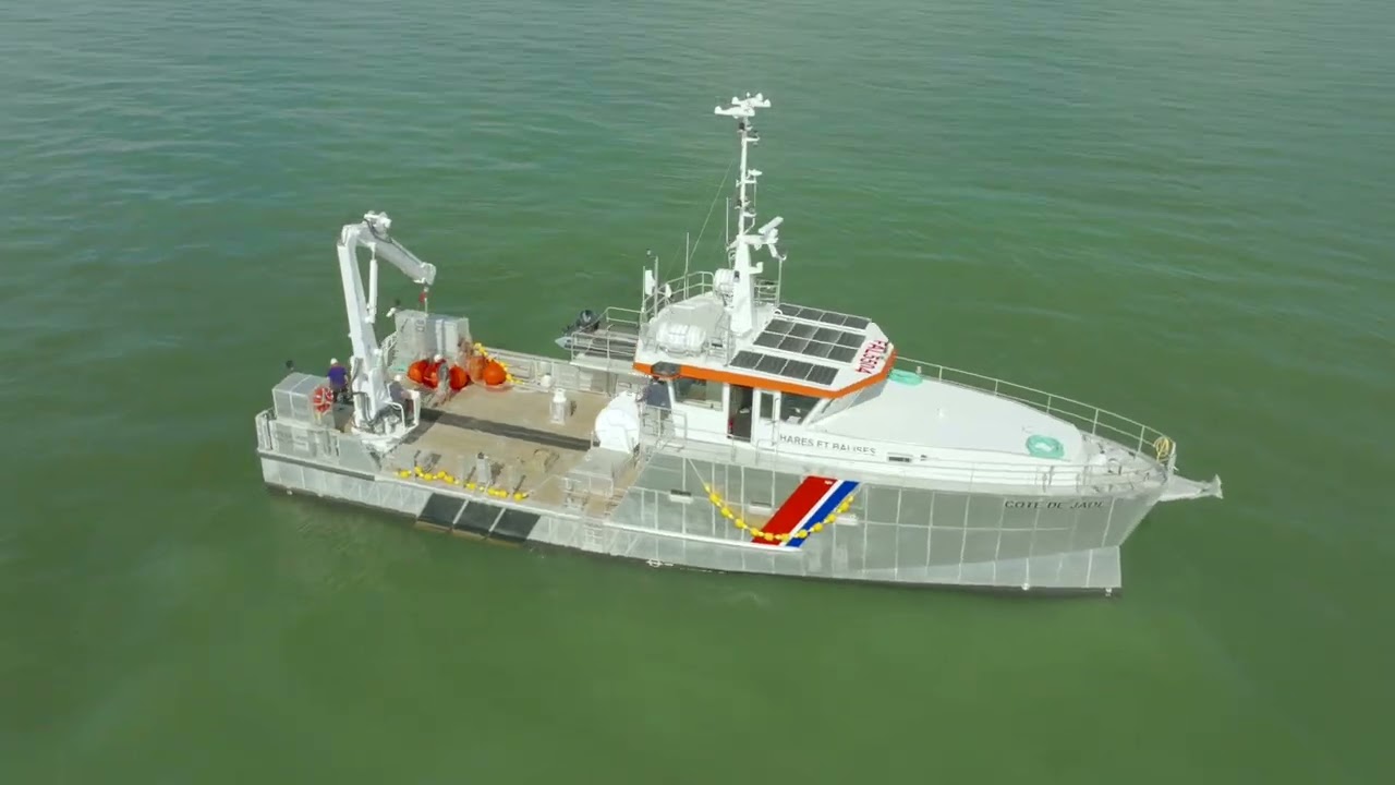 Baliseur Cote de Jade - Chantier Naval Delavergne - Phares et Balises - Aluminium