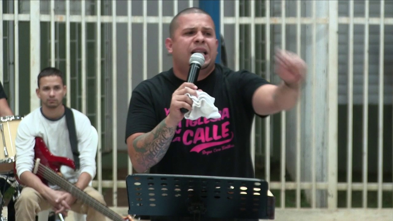 La Iglesia En La Calle -  Res  Las Muñecas, Aguadilla