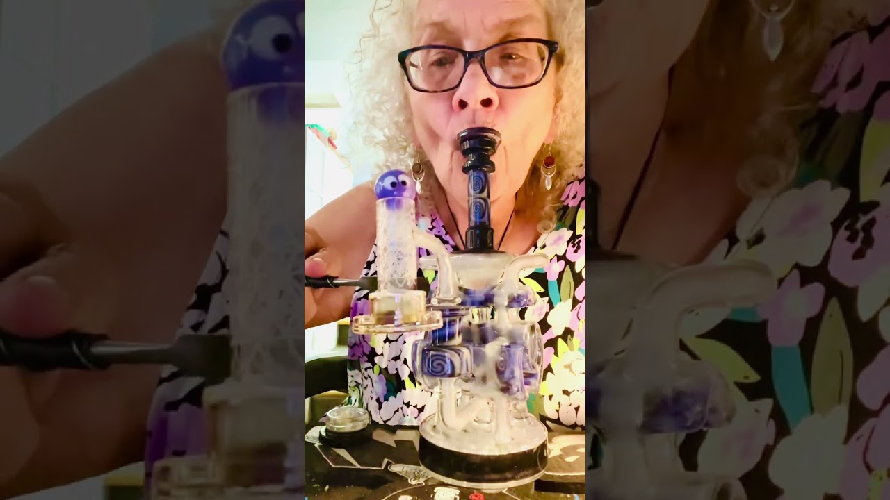 Dabbing Granny tries IC Quartz Banger with intricate eyes Carb Cap
