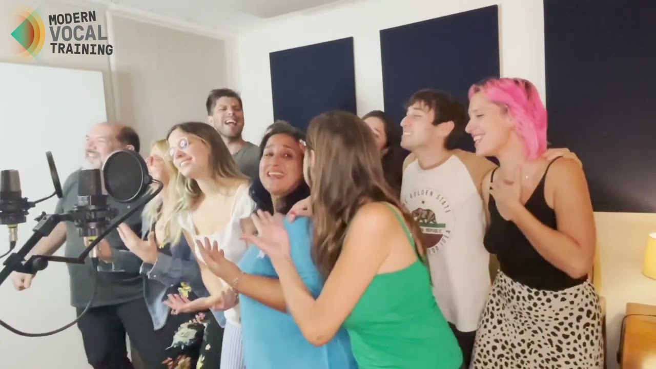 Brindis - de Soledad (Pista vs. Thalía ) Interpretes: Vocal Coaches MVT con Rachel Black!!