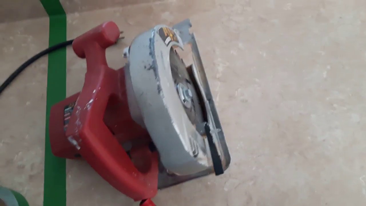 КАК ОТРЕЗАТЬ КУХОННУЮ СТОЛЕШНИЦУ ДОМА С ПОМОЩЬЮ ПИЛЫ Skill Saw — своими руками