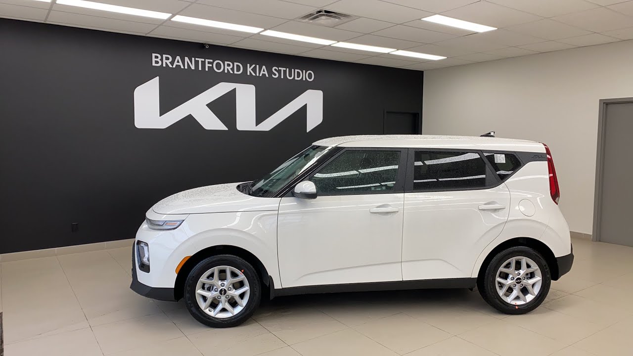 В ПРЯМОМ ЭФИРЕ: Kia Soul EX 2022 года — почему Soul все еще остается выгодной покупкой в ​​2022 г...