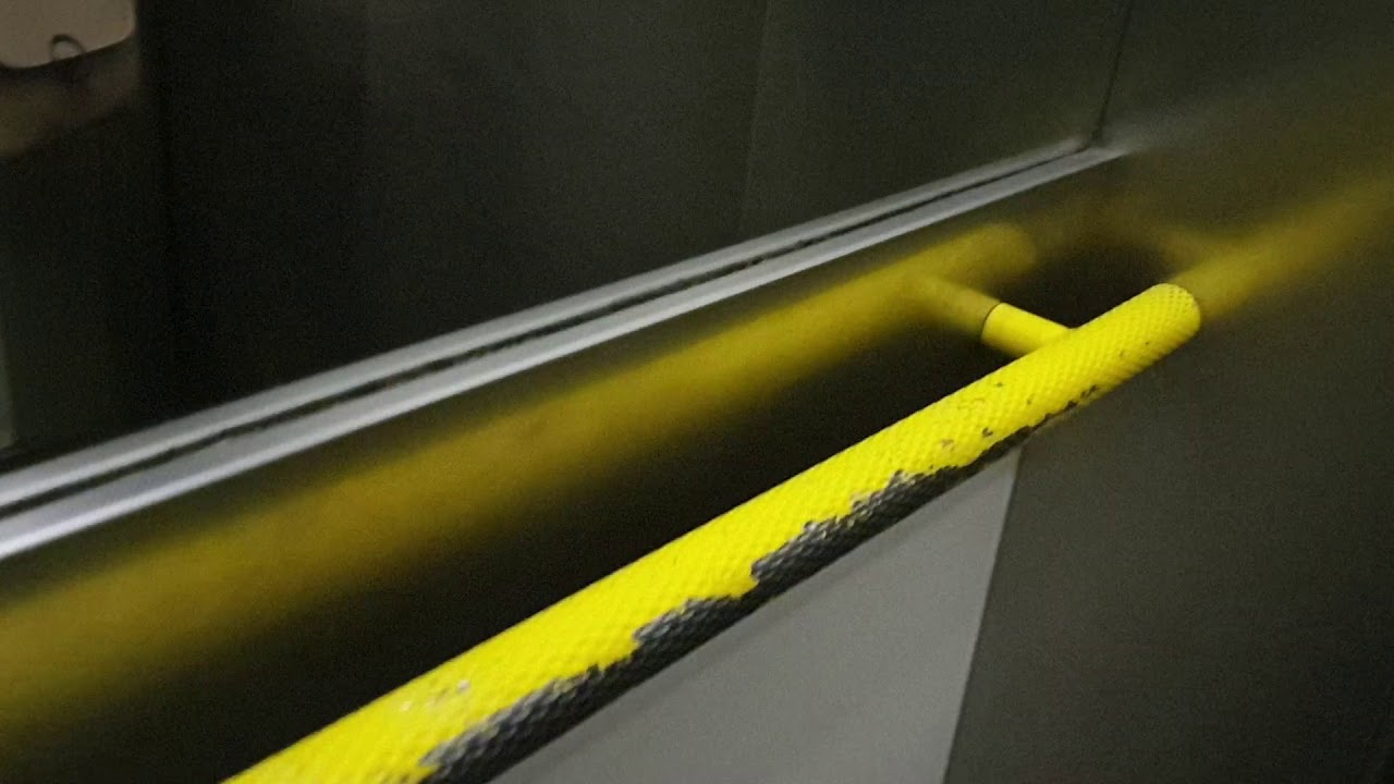 2002 Kone Lift @ Monument Metro Station