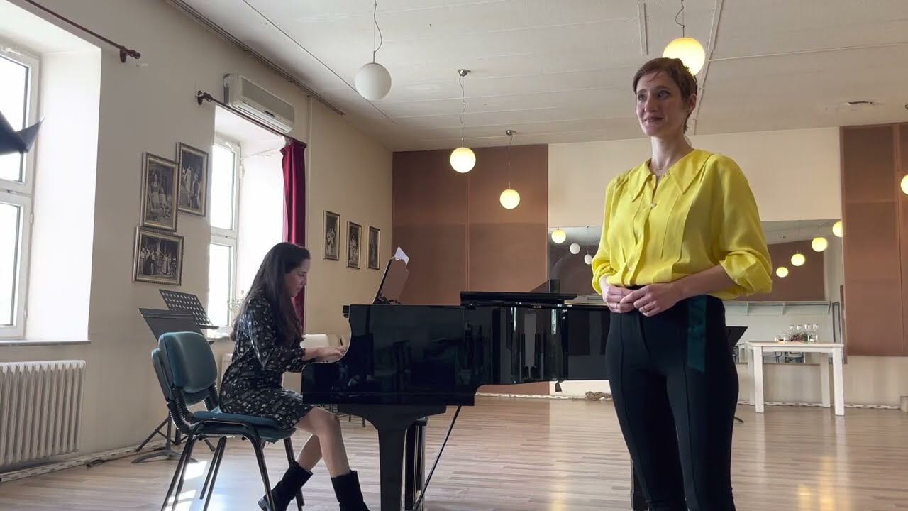 Derya Belevi & Zeynep &Uuml;lbegi - Sene de qalmaz / Yalgızam Yalgız &middot; T. Quliyev