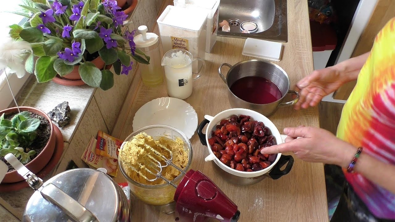 OVOCNÝ ŠVESTKOVÝ KOLÁČ - rychlý jednoduchý recept s vychytávkami