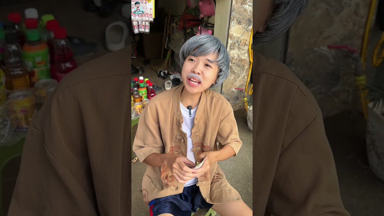 Dịch vụ cầm đồ | Qu&aacute;n tạp h&oacute;a vui vẻ tập 85 | T&ocirc;m channel official #shorts