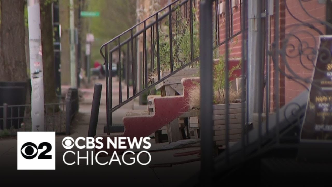 Armed robbery spree hits Chicago's North, Northwest sides