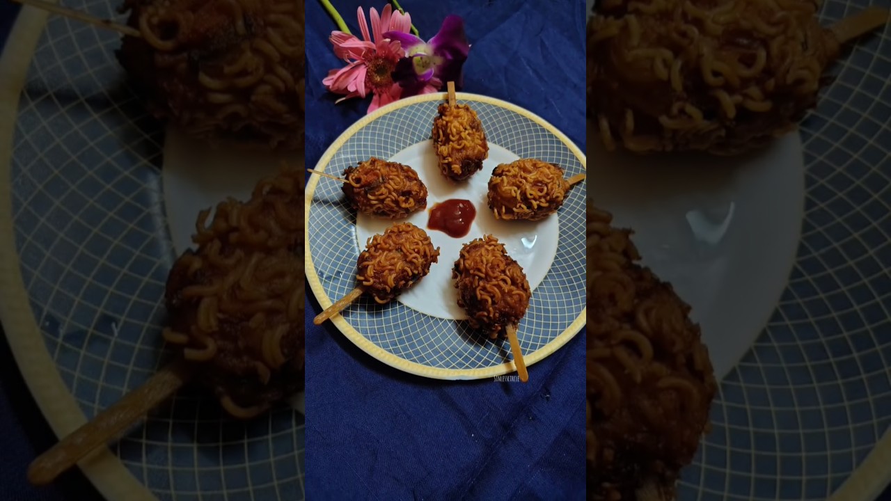টেস্টি ম্যাগি ললিপপ কাকিমার বানানো😋 yummy maggi lolipop by Aunty🧑‍🍳 | 