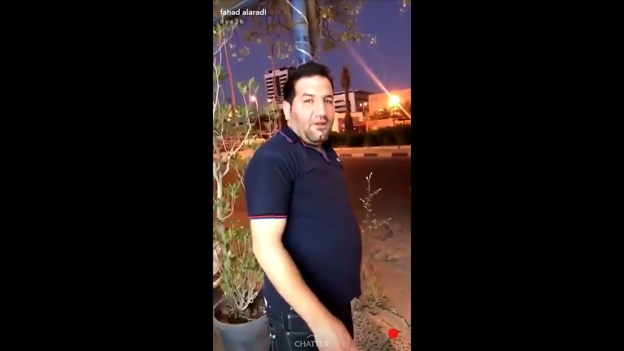 فهد العرادي : فهد و سالم الحلاق ضجك خرافي هههههه الخال زعل والله 😂😂😂