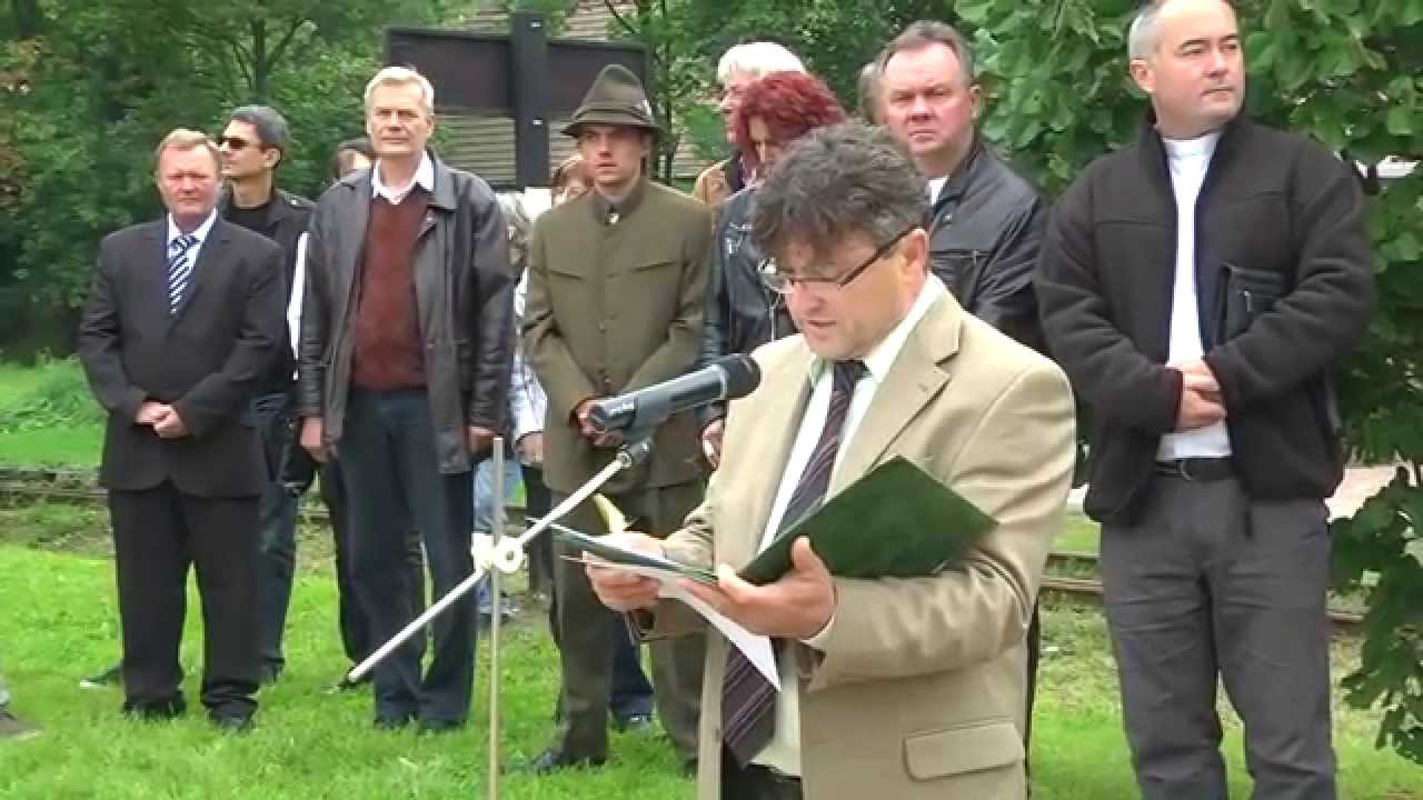 Kismaros szobor avatás