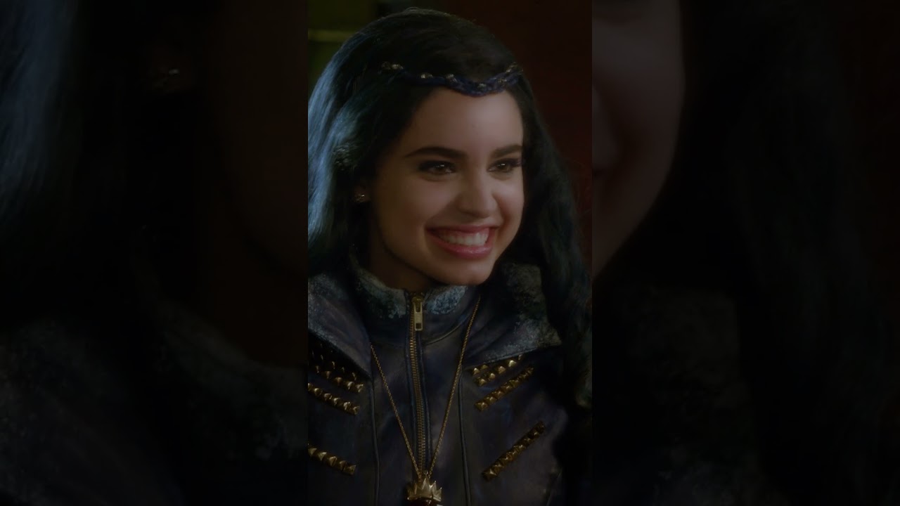 Evie, evil queen's daughter 💙 Descendants