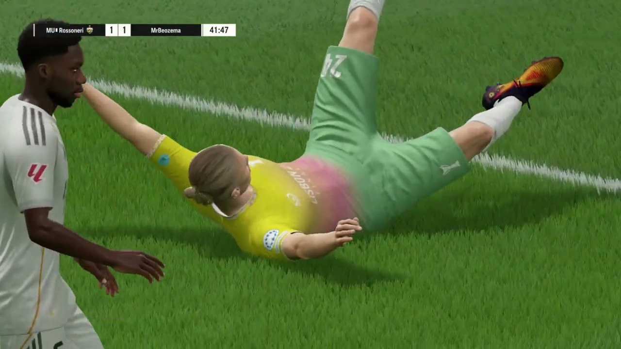 Trận bóng FC Online ...