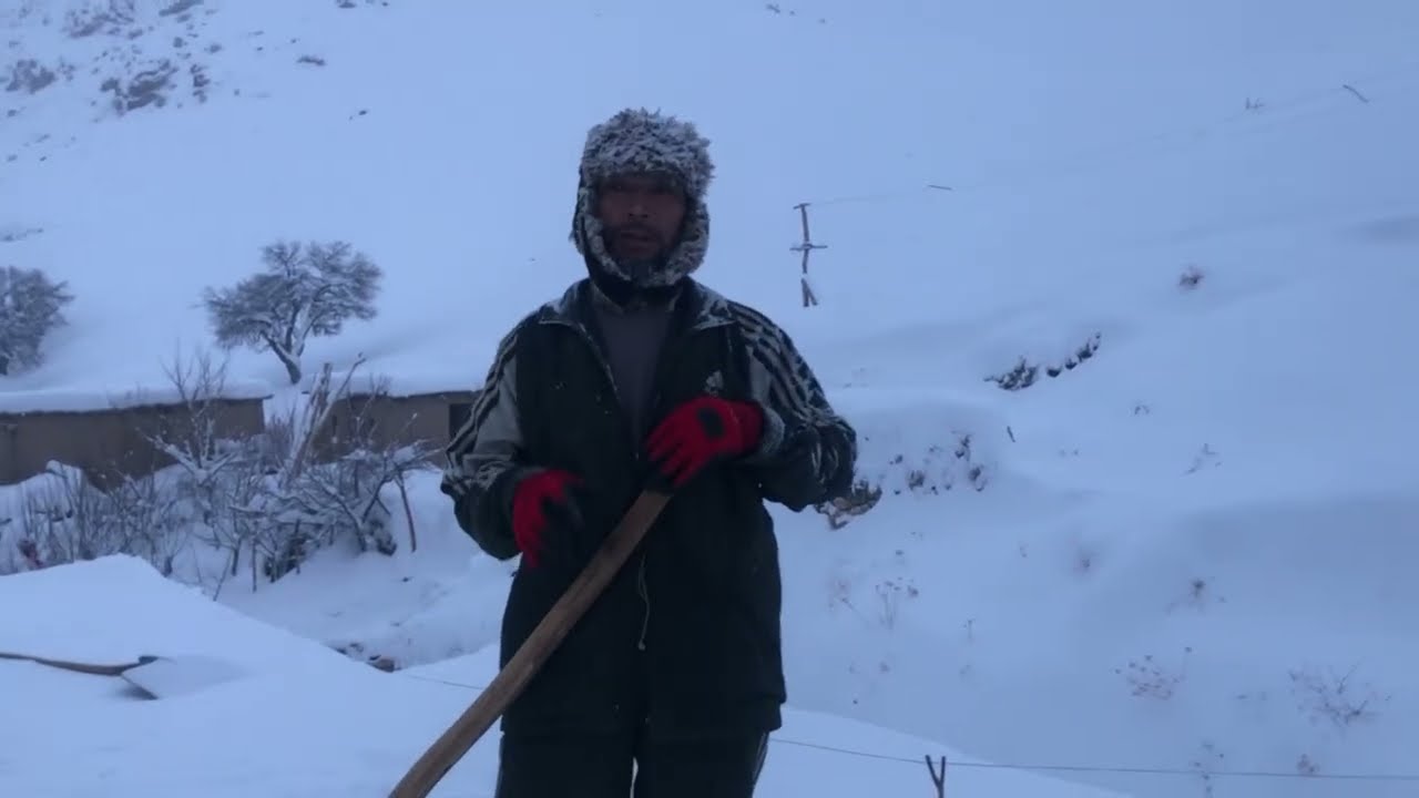 بزرگترین برف امسال واقعا خسته کرد🌨😳