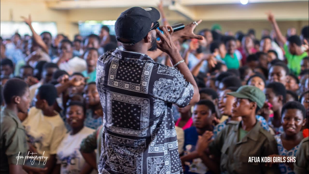 Snapshot of Mr Drew in Afia Pobi. Powered by High Skul Clique