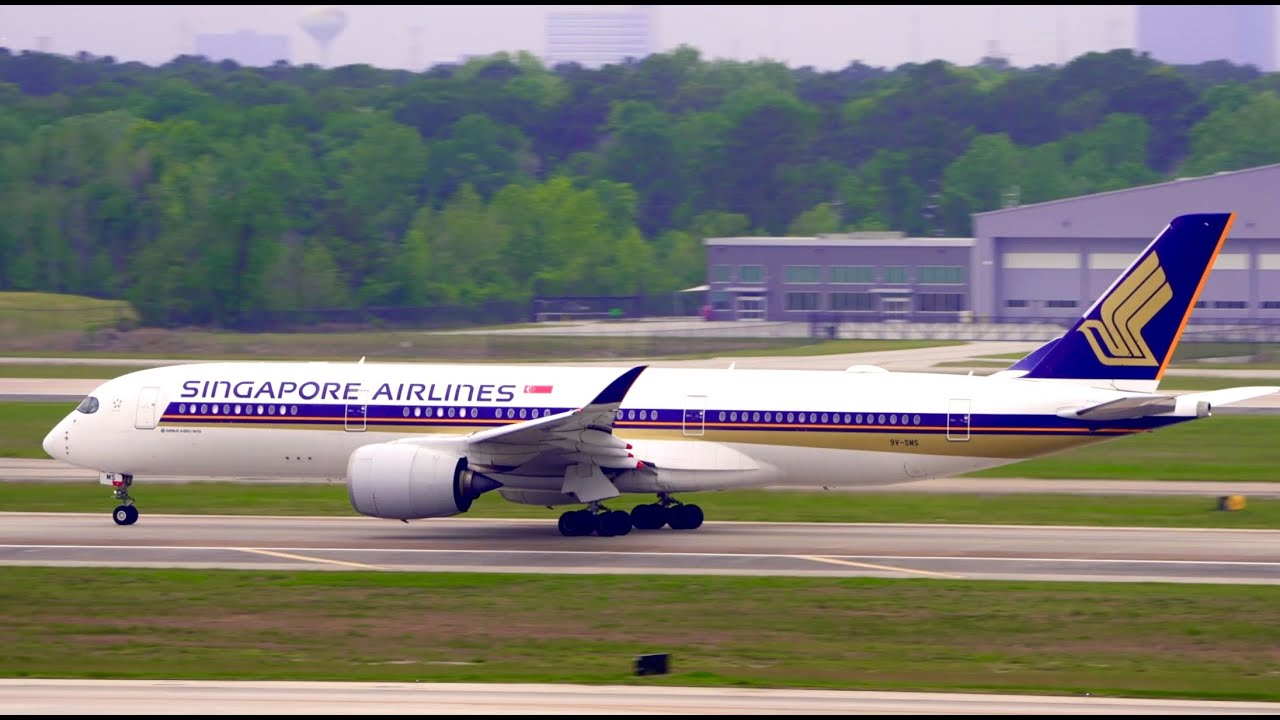 4K Windy Takeoffs Plane Spotting IAH Airport