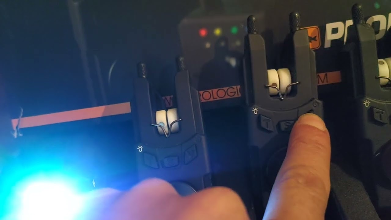 Свързване на  Prologic Custom SMX Mk2 към приемника. How to connect Prologic Custom SMX Mk2 alarms