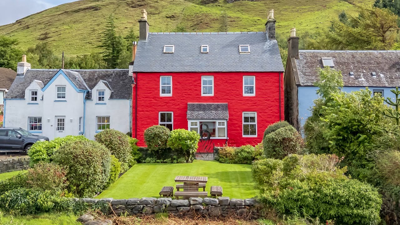 Red House, Dornie