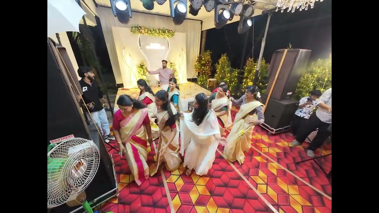 മധുരംവയ്പ്പ്.. കാസറഗോട്ടെ കല്യാണതലേന്ന് ചേച്ചിമാരുടെ അടിപൊളി ഡാൻസ്..