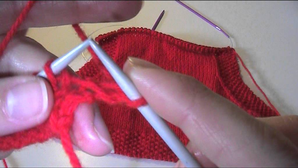 Babystrickkleid 1