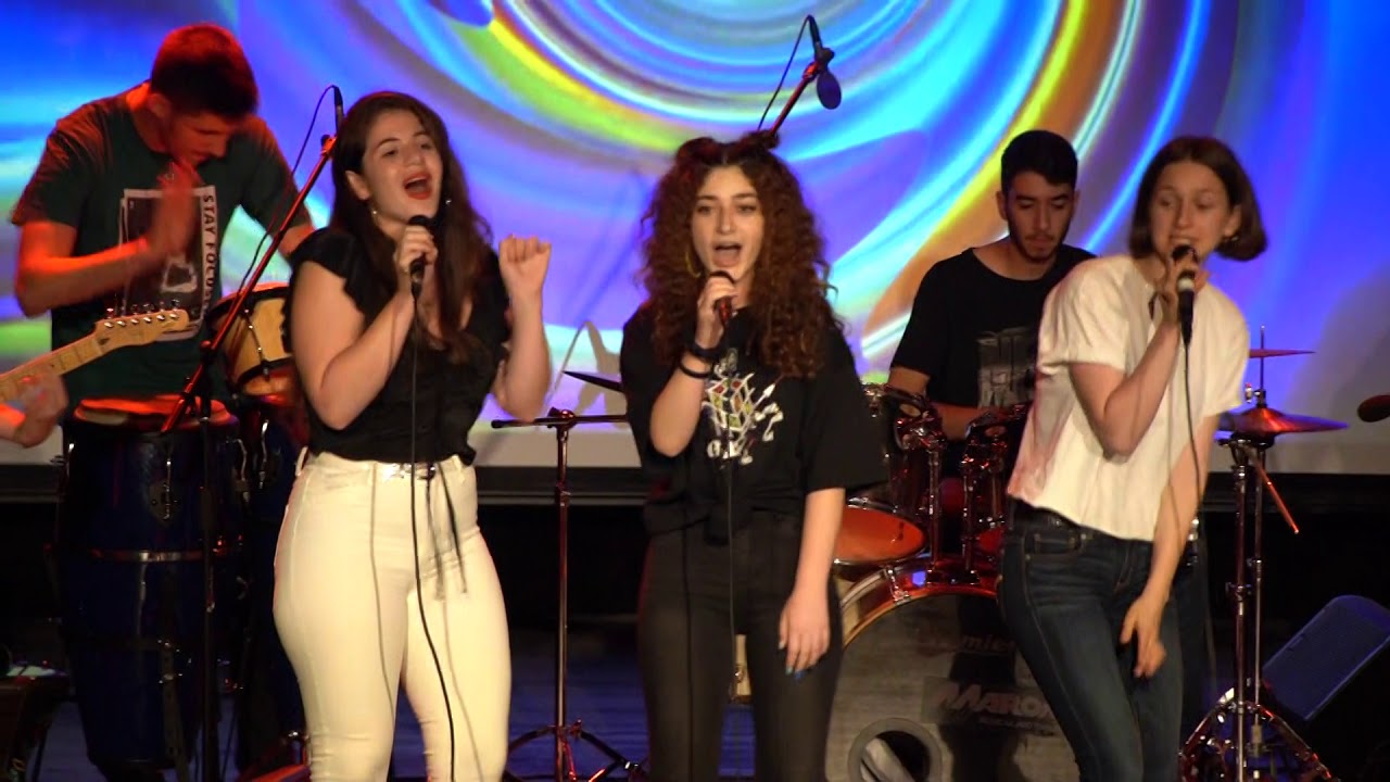 8 הדורבנים   שוב הדיסקו כאן