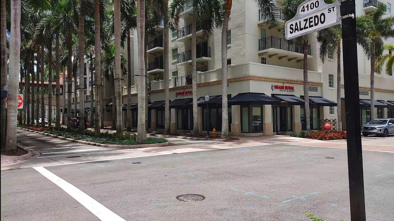 4K Neighborhood of Merrick Park , Summer City Walking Tour , Coral Gables ( Miami ) FL , June 2024