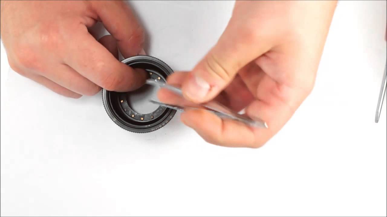 How to clean up Jupiter-9 lens. Aperture blades disassembling and assembling.