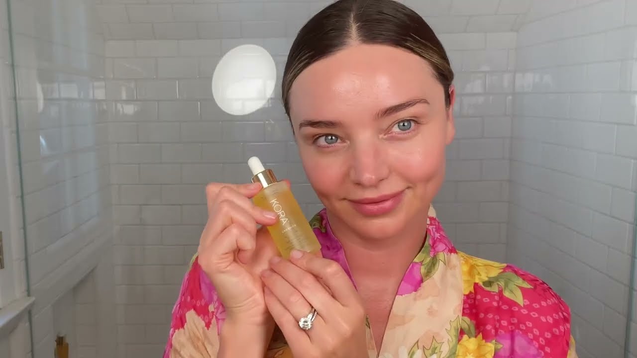 The Noni Glow Face Oil