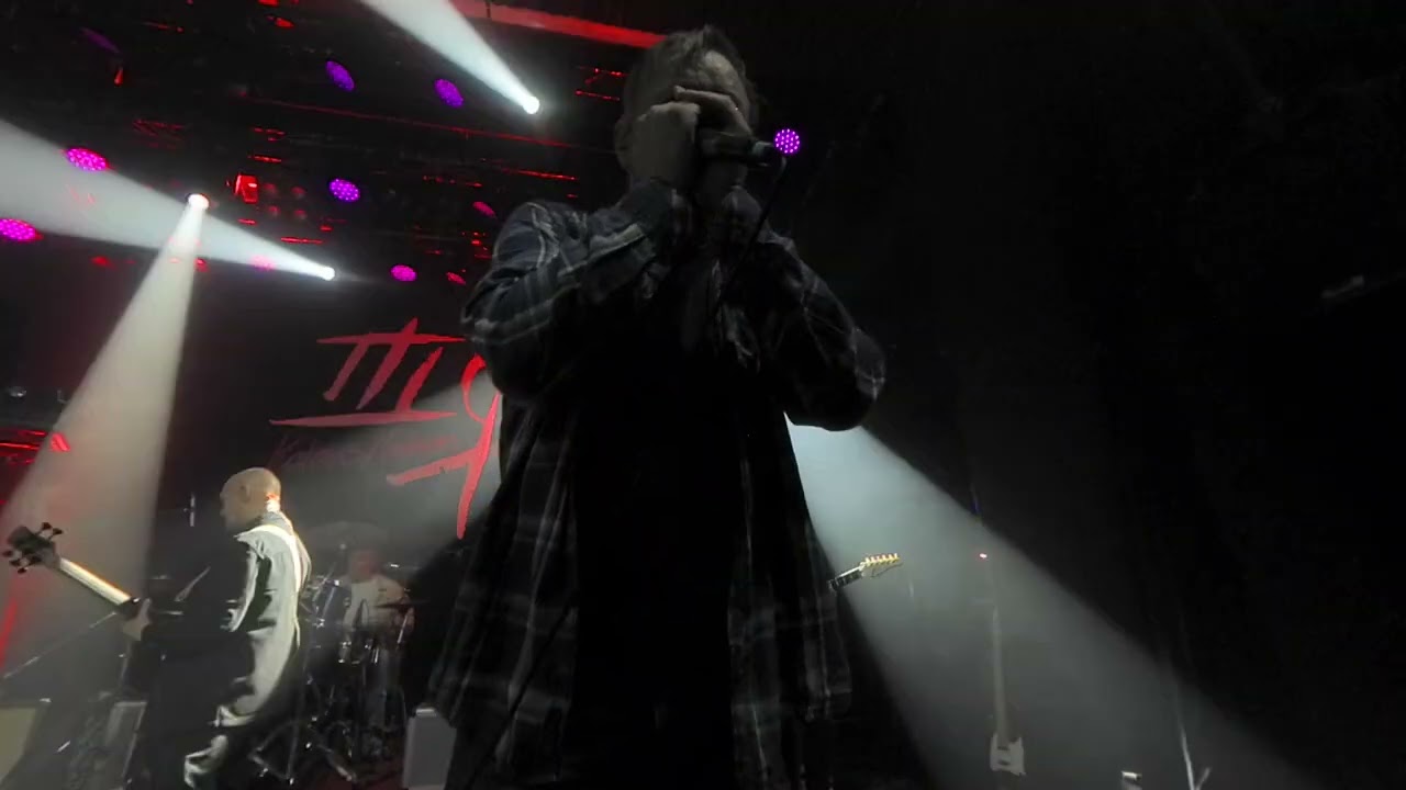 Kolmas Nainen: Maailma on tyly. Tavastia 4.10.2025