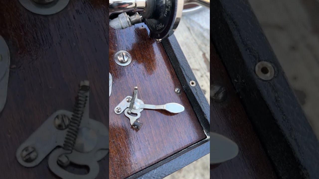 Preliminary look at 1930 HMV101G in for repair